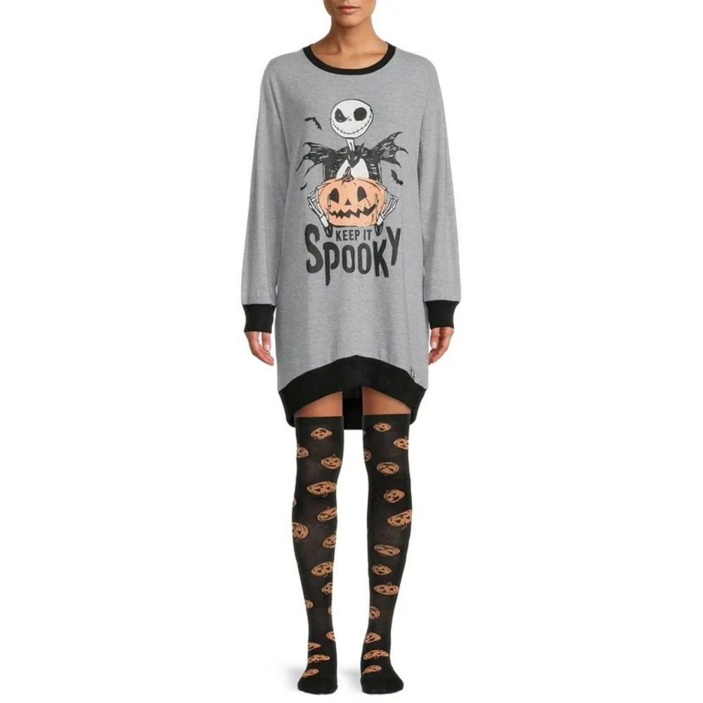 SOLD Disney's Women's Nightmare Before Christmas Sleepshirt - Picture 5 of 7